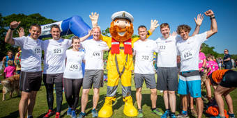 10K YHG Team 2018 With Sam