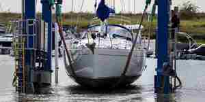 Fambridge Yacht Hoist In The Water
