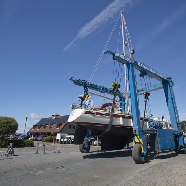 Hoist Dock & Fuel Berth
